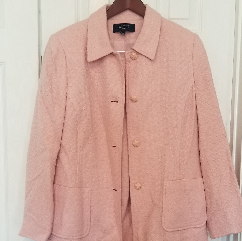 Jones Wear Pastel Pink Skirt Suit Sz 12